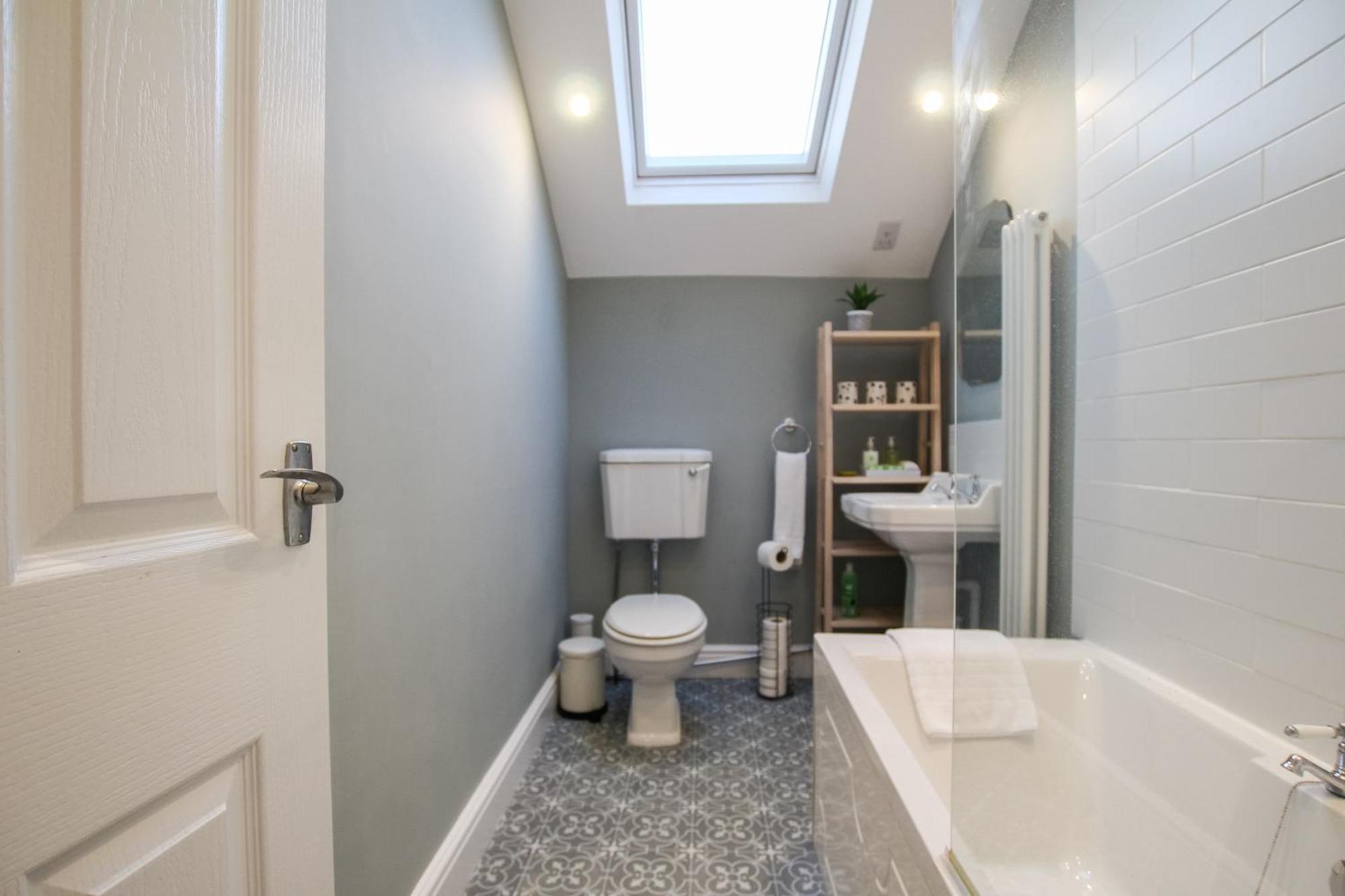Apartment Fairways View - Spacious - Sleeps 6 - Lovely Views - By Rework