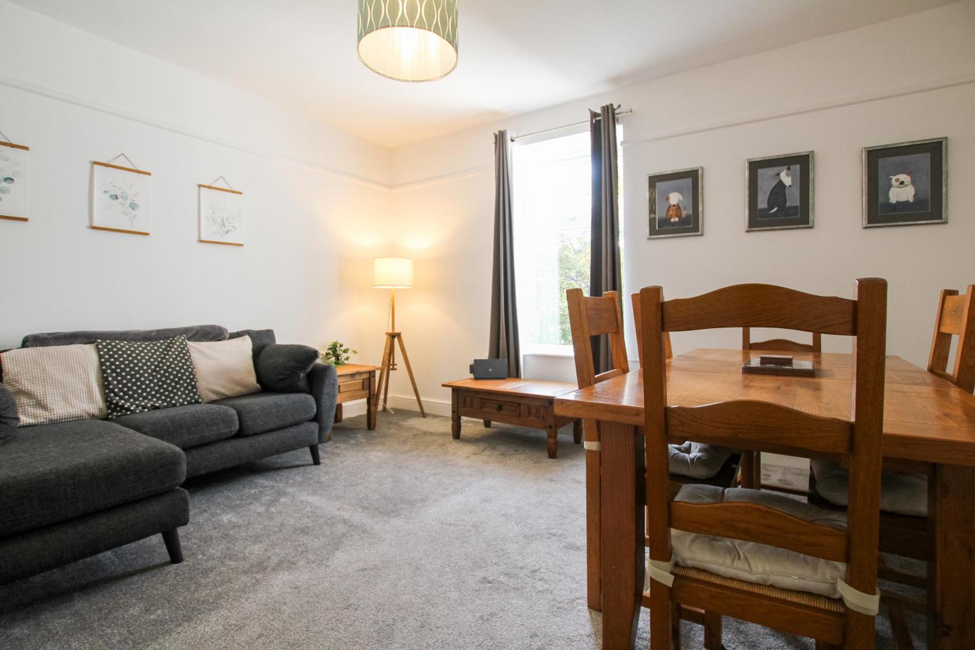 Fairways View - Spacious - Sleeps 6 - Lovely Views - By Rework
